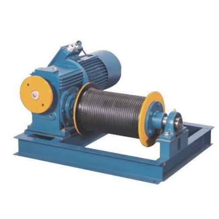 Industrial electric winch assembly used in heavy lifting systems